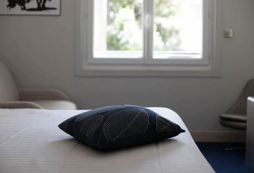 חדר סטנדרט, Cosmopolitain