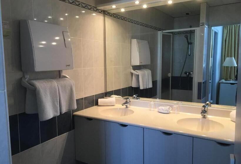 高级三人间, De La Mer