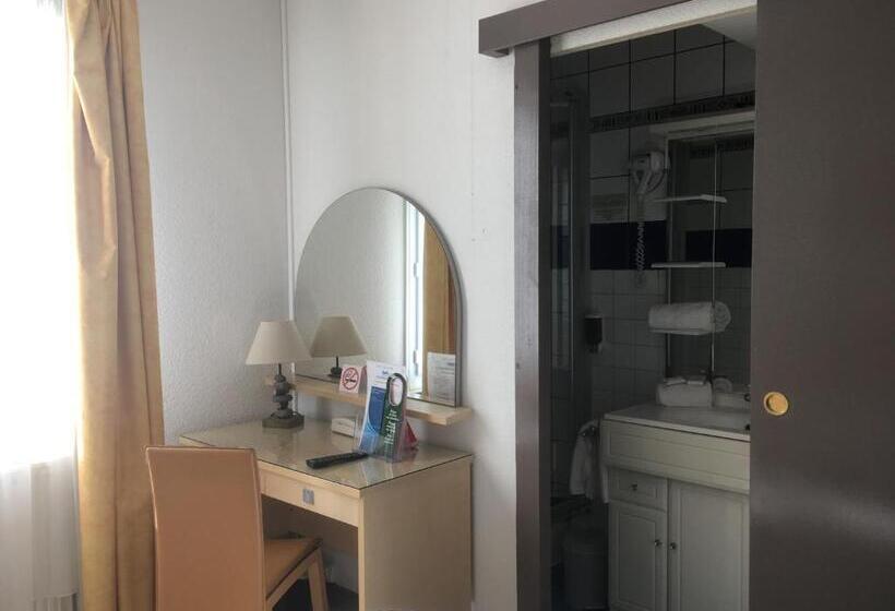 标准间, De La Mer