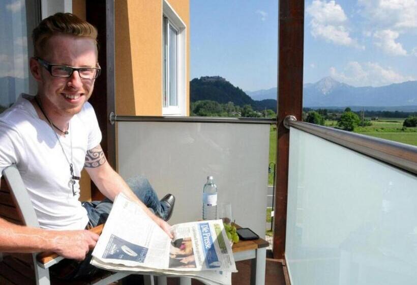 اتاق استاندارد با بالکن, Educare