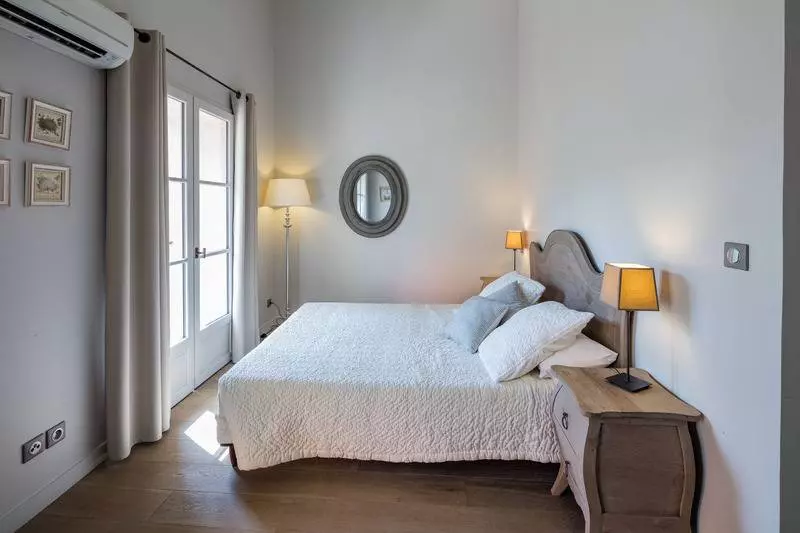 سوئیت کلاسیک, Garrigae Distillerie De Pezenas Hotellerie & Spa