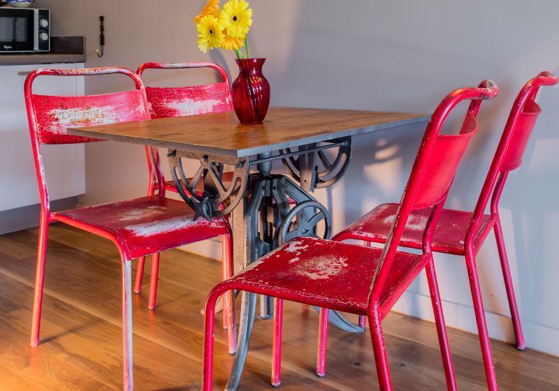 جناح إدارى, Garrigae Distillerie De Pezenas   Hotellerie & Spa