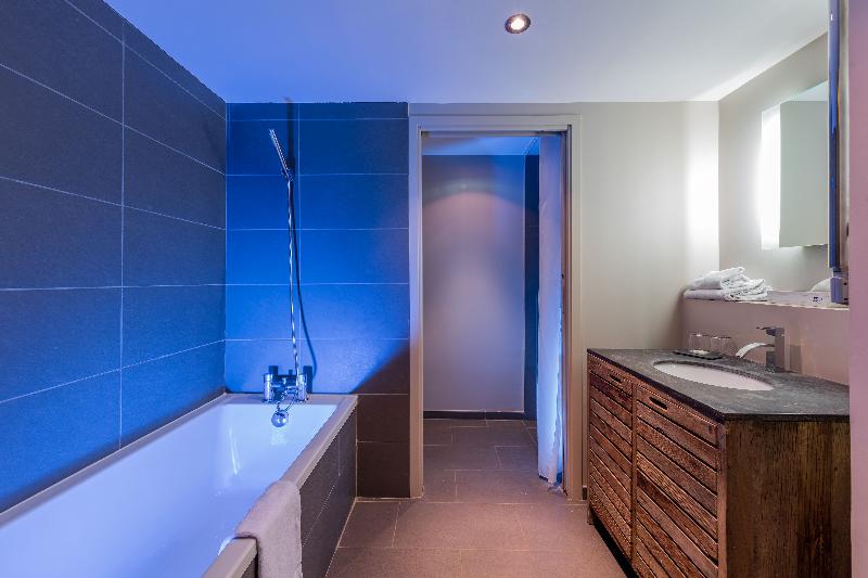 جناح إدارى, Garrigae Distillerie De Pezenas   Hotellerie & Spa