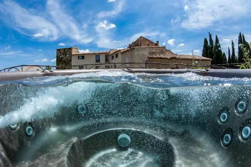 سوییت اجرایی, Garrigae Distillerie De Pezenas Hotellerie & Spa