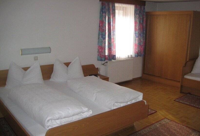 スタンダード４人部屋, Gasthof Zum Stollhofer