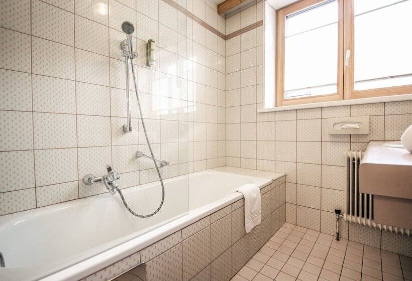 スタンダードルーム, Grieshof