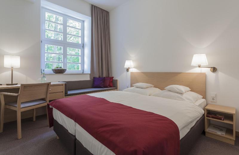 اتاق استاندارد, Kardinal Schulte Haus