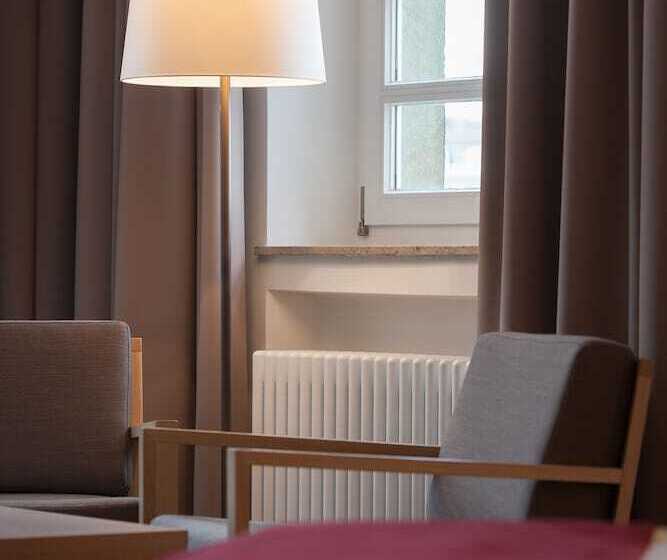 اتاق استاندارد, Kardinal Schulte Haus