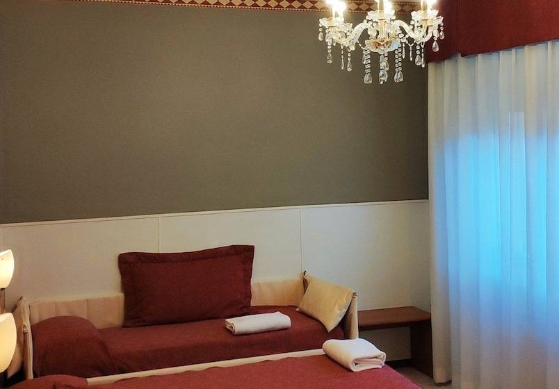 اتاق استاندارد سه نفره, Minerva