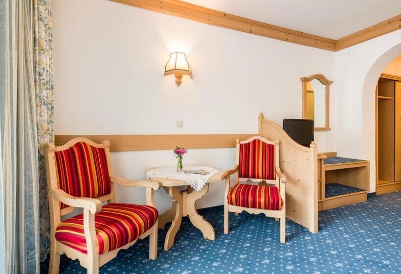 Номер Стандарт, Moserhof