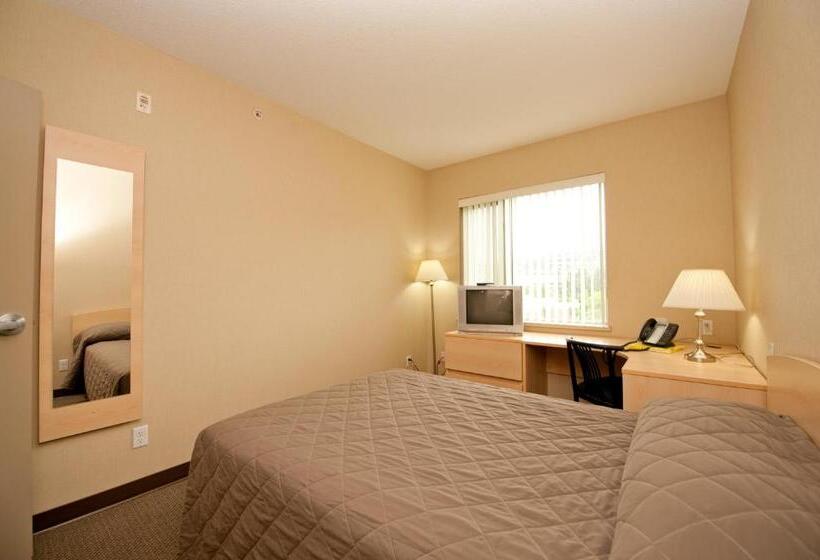 סוויטת 4 חדרים, Residence & Conference Centre   Kamloops