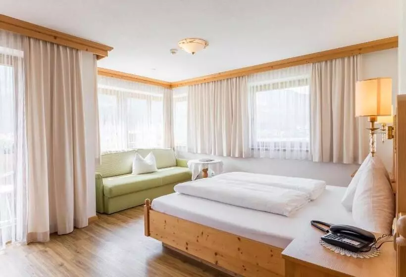 コンフォートルーム, Riedl Im Zillertal
