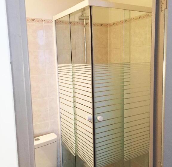 اتاق استاندارد سه نفره, Riviera