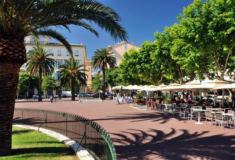 اتاق سوپریور خانوادگی, Riviera