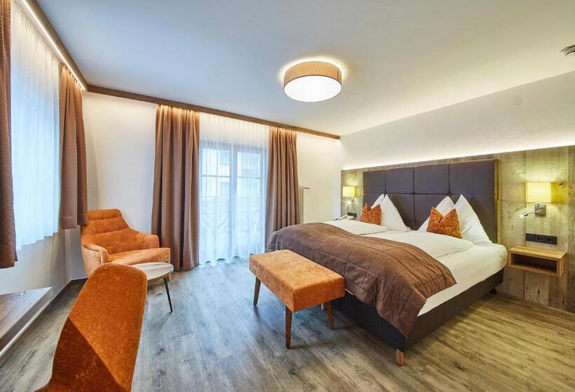 חדר סופריור עם מרפסת, Römerhof