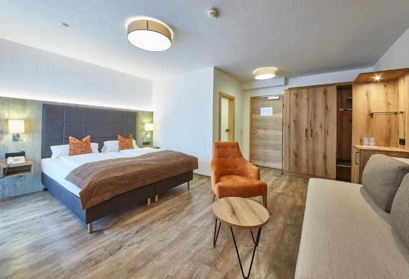 חדר משפחתי, Römerhof