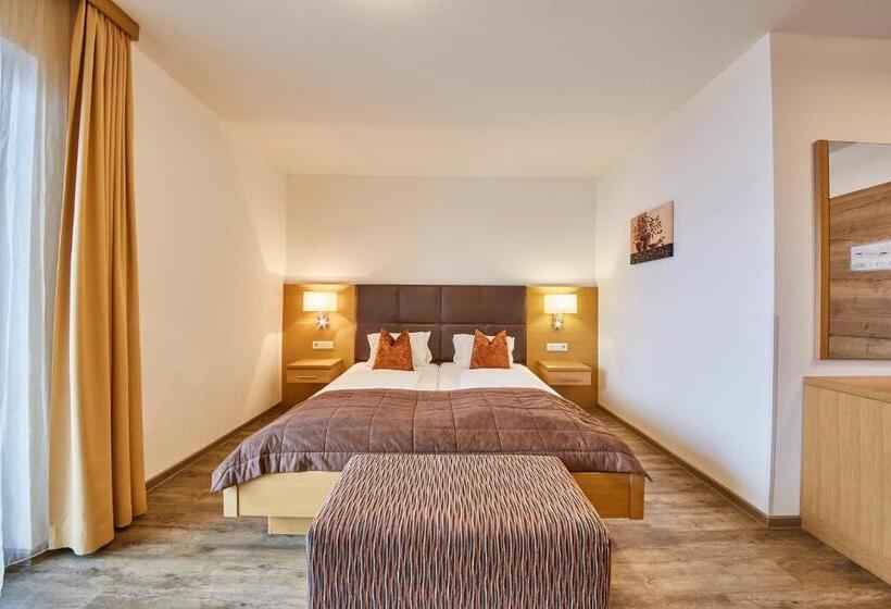 חדר משפחתי, Römerhof