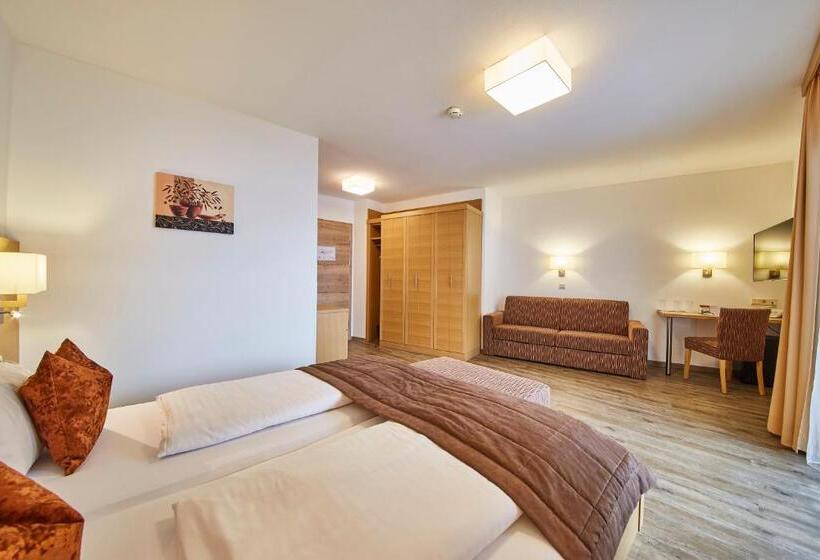 חדר משפחתי, Römerhof