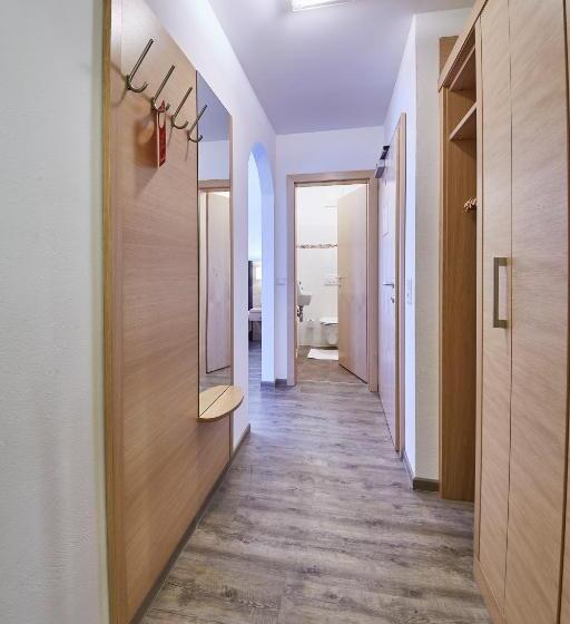 סוויטה עם מרפסת, Römerhof