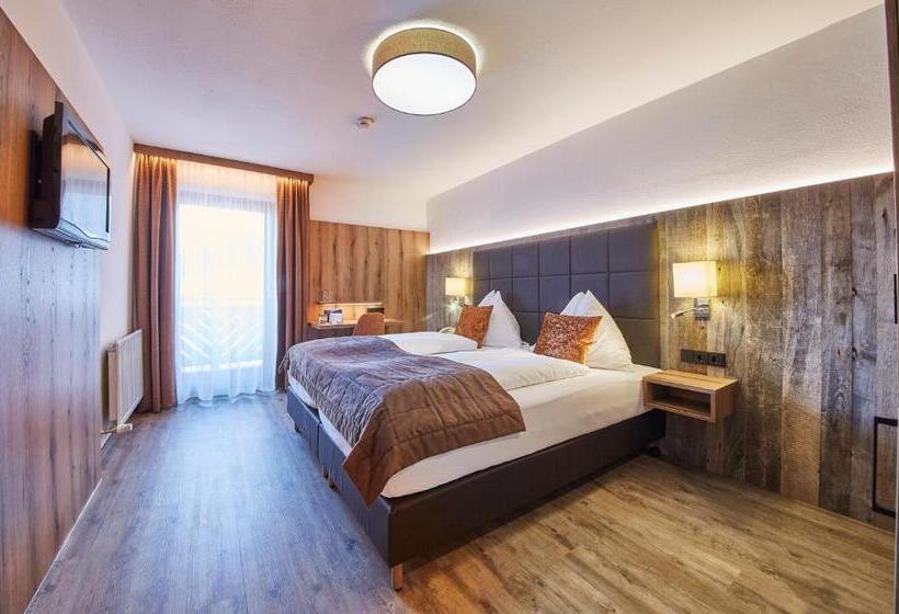 חדר בסיסי, Römerhof