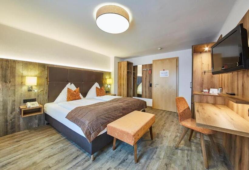 חדר בסיסי, Römerhof