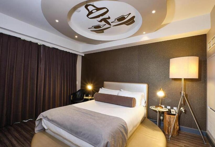 Номер Deluxe, Skwachays Lodge