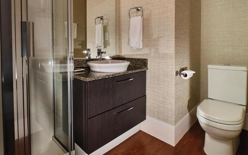 Номер Deluxe, Skwachays Lodge