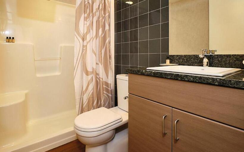 Номер Deluxe Кровать Кинг, Skwachays Lodge