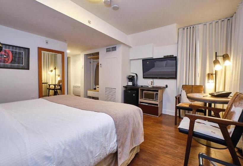 Номер Deluxe Кровать Кинг, Skwachays Lodge