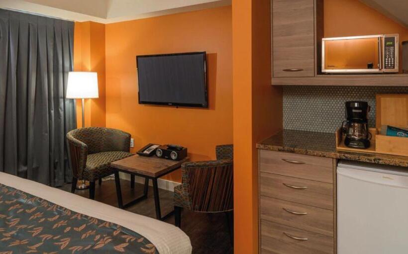 Номер Deluxe, Skwachays Lodge