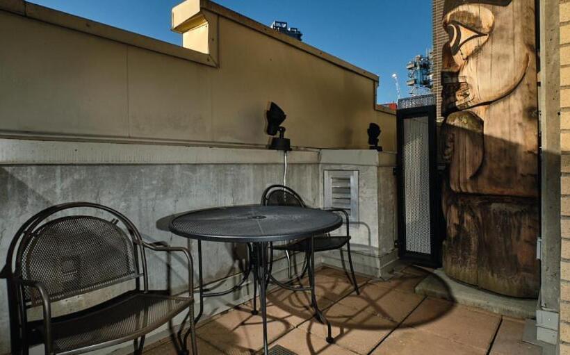 Номер Deluxe Кровать Кинг, Skwachays Lodge