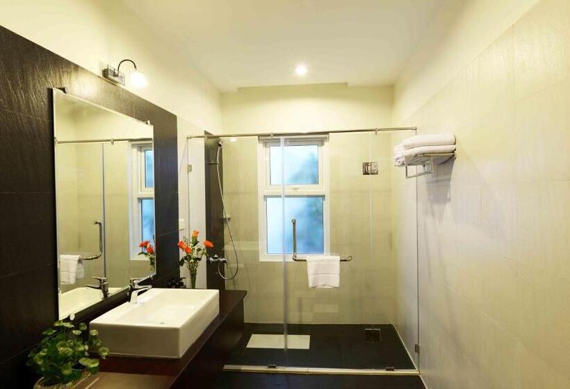 חדר דלוקס עם מרפסת, Skyline Boutique