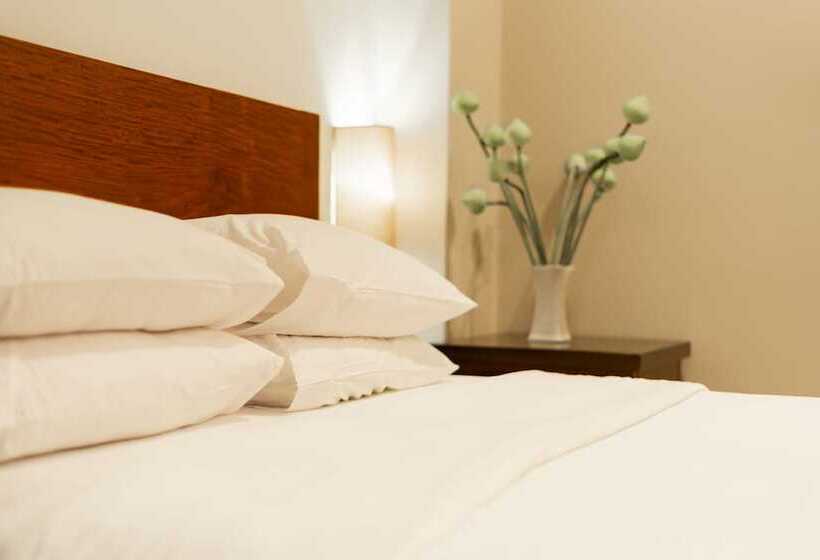 חדר אקזקיוטיב, Skyline Boutique