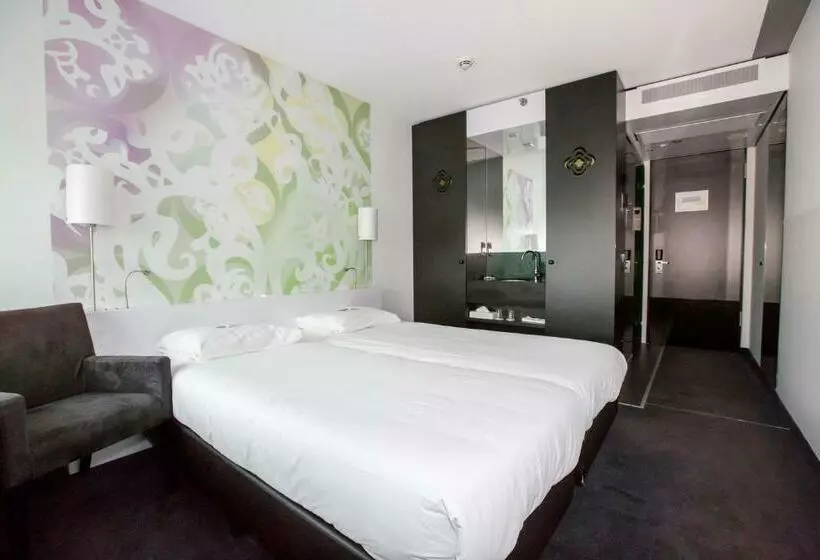 اتاق استاندارد, Tulip Inn Eindhoven Airport