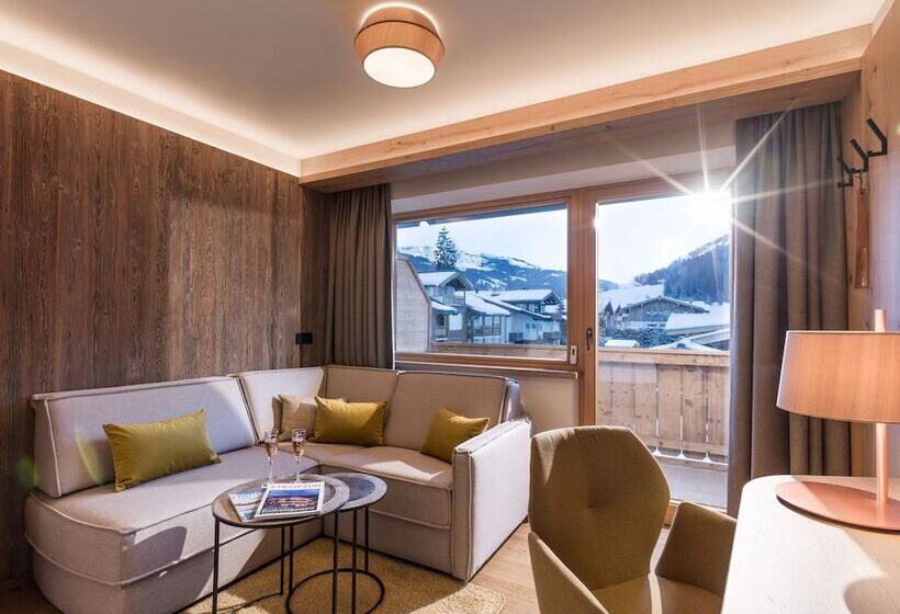 침실 1개 컴포트 아파트, Zentral Superior