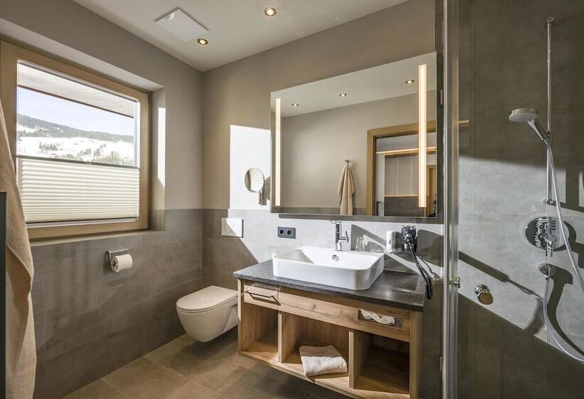 프리미엄 싱글 룸, Zentral Superior