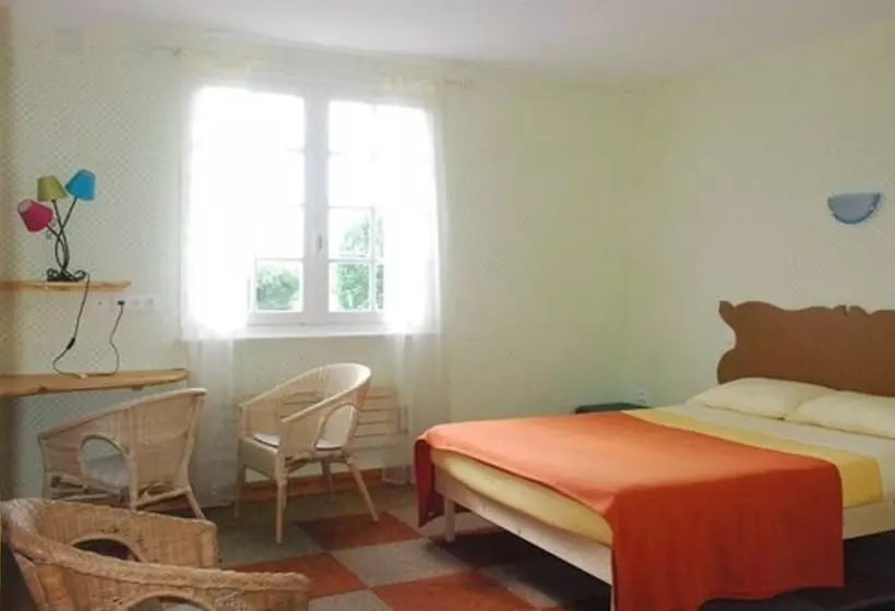 Standard Kolmen Hengen Huone, Hôtel Rose