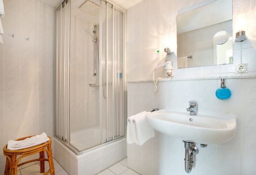 Номер Комфорт, Kurhotel Sassnitz
