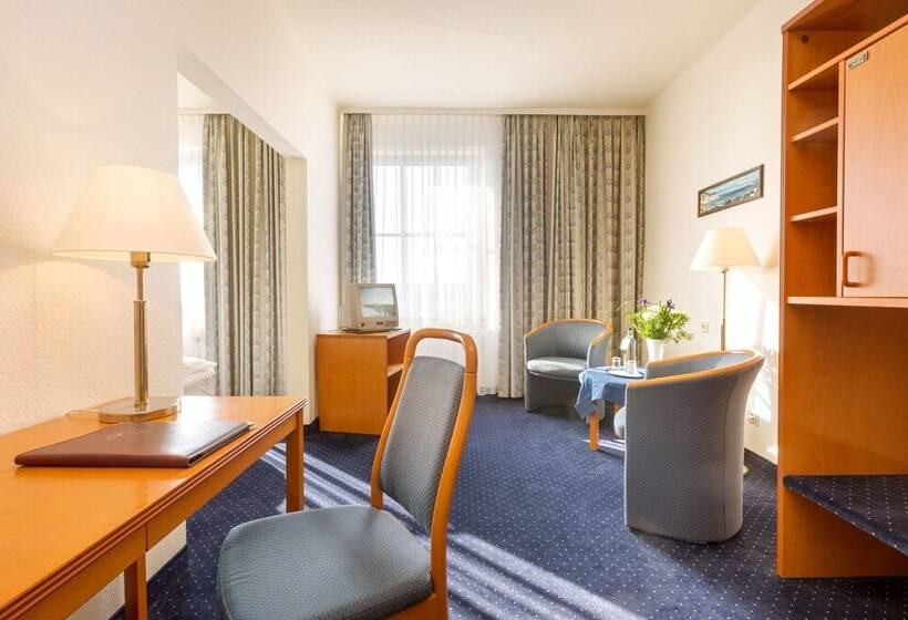 غرفة قياسية ثلاثية, Kurhotel Sassnitz