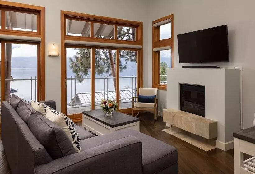 ツーベッドルーム　ヴィラ, Outback Lakeside Vacation Homes