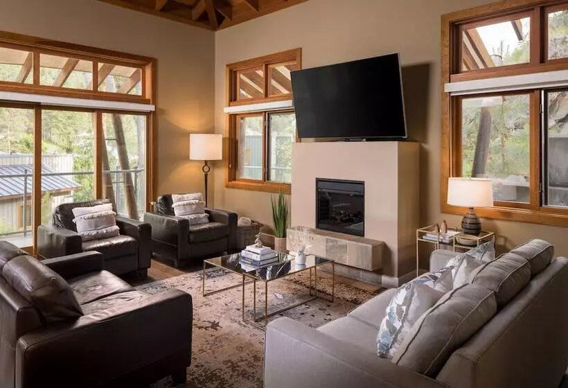 スリーベッドルーム　ヴィラ, Outback Lakeside Vacation Homes