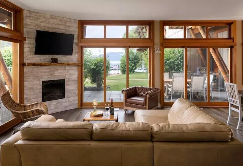 スリーベッドルーム　ヴィラ, Outback Lakeside Vacation Homes