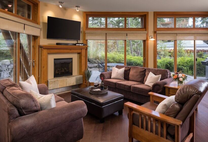 带3个卧室的别墅, Outback Lakeside Vacation Homes