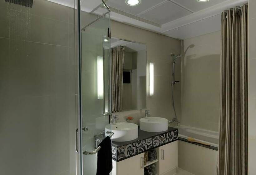 جناح مطل على المدينة, Damac Maison Mall Street