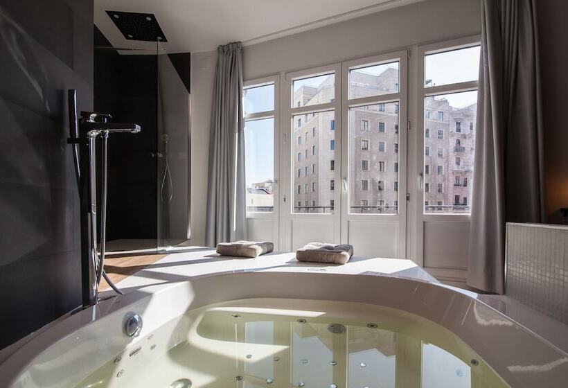 اتاق پرمیوم, Vitium Urban Suites