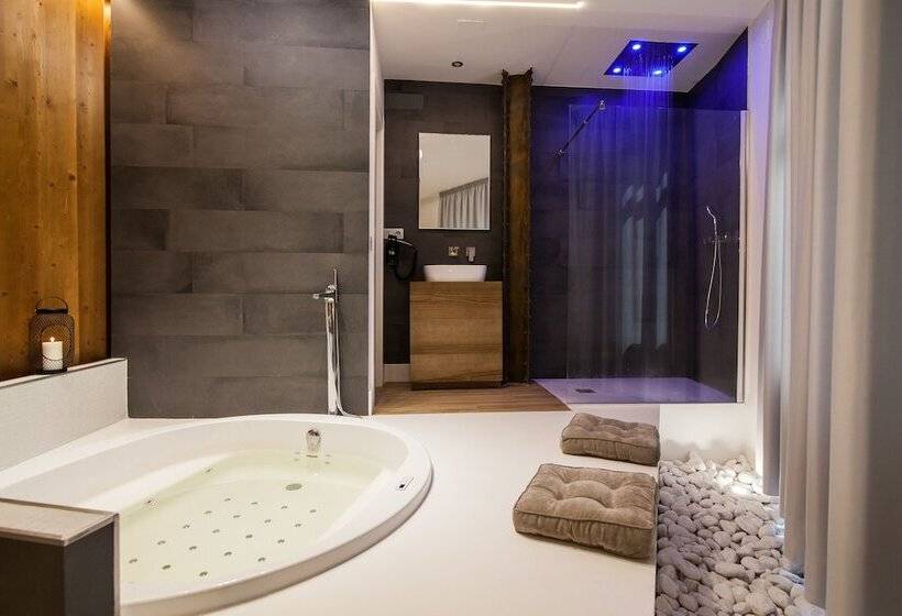 اتاق پرمیوم, Vitium Urban Suites