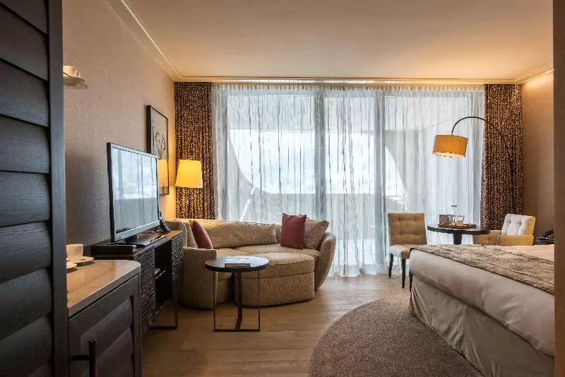 キングサイズベッドのスタンダードルーム, Alpengold Hotel Davos