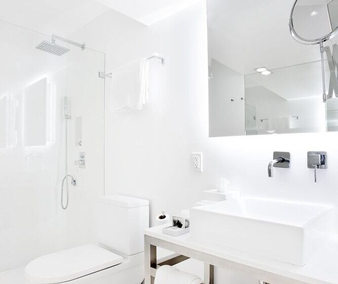 إستوديو قياسى, Blanc Kara Adults Only