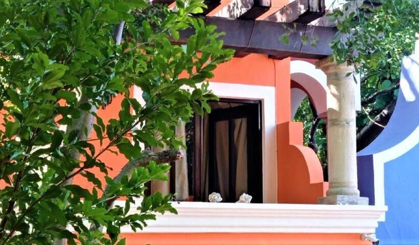 バルコニー付きスタンダードルーム, Casa De Las Flores