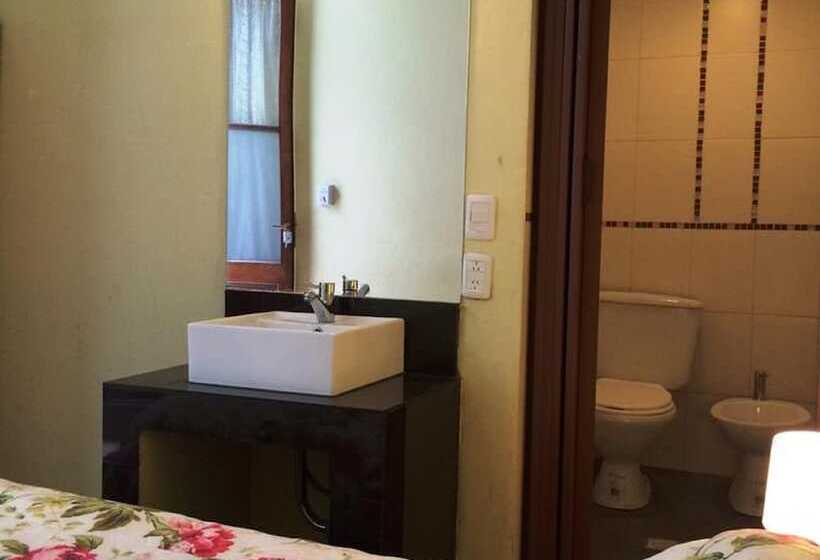 اتاق استاندارد سه نفره, Chipre